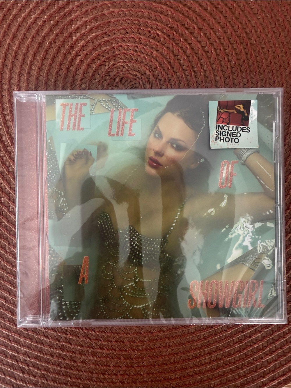 *NEW* The Life of a Showgirl SIGNED CD UNOPENED (Photo 4)